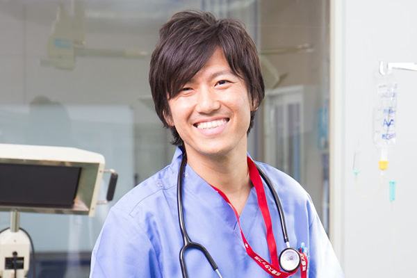 Bác sĩ Ishimatsu Hiroaki - CEO Dr. JOY, người đã nhận ra các bất cập trong ngành y tế Nhật Bản và quyết tâm thay đổi nó bằng CNTT.